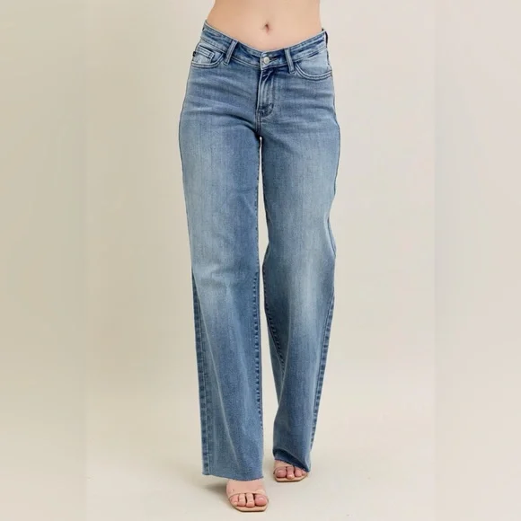 Judy Blue Full Size V - Front Baggy Jeans Plus Size - Picture 3 of 11